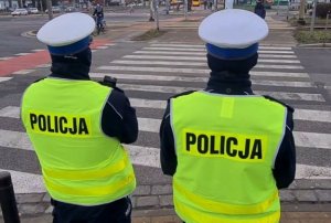 Policjanci działają na rzecz bezpieczeństwa pieszych i rowerzystów