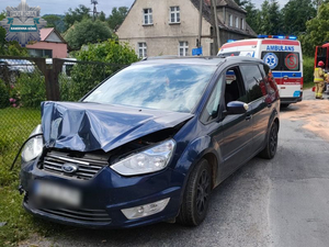 Kolizja w Pisarzowicach – policjanci apelują o ostrożność!