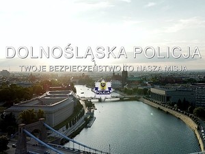 Rośnie zainteresowanie służbą w granatowym mundurze