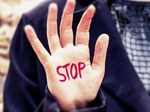 Zaatakowała swoją matkę, chcąc zabrać jej pieniądze