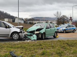Wypadek drogowy – apelujemy o ostrożność!