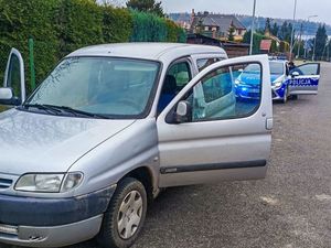 Skuteczny pościg kamiennogórskiej drogówki