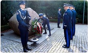 Kampania INTERPOLU „Pamiętamy o poległych funkcjonariuszach - Remembering Fallen Officers”
