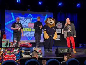 Kamiennogórscy policjanci grają z WOŚP