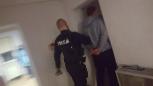 Kamiennogórscy policjanci zatrzymali kierującego pod wpływem narkotyków. Brałeś? - nie jedź!...po narkotykach rozum „wysiada”!!!